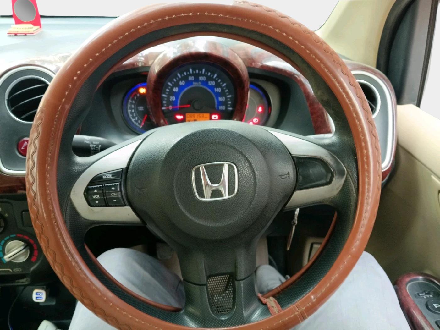 2015 Honda Mobilio 1.5L I-VTEC S, Petrol, Manual, 89,153 km, interior