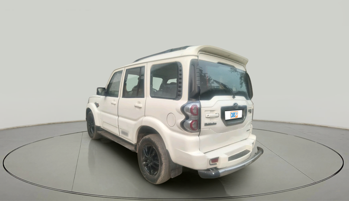 2016 Mahindra Scorpio S6 PLUS INTELLI-HYBRID, Diesel, Manual, 70,593 km, exterior
