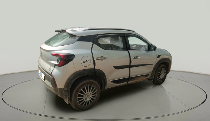 2021 Renault Kiger RXE MT, Petrol, Manual, 74,038 km, exterior