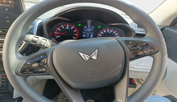 2024 Mahindra XUV 3XO MX3 Pro 1.2 L TCMPFi, Petrol, Manual, 15,317 km, interior