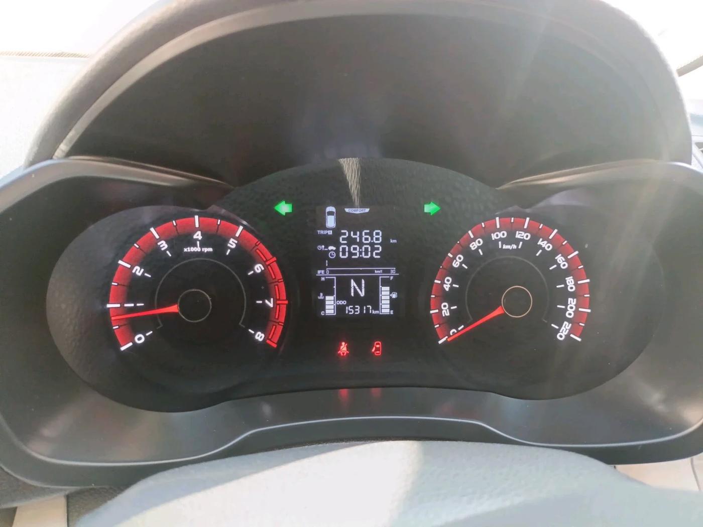 2024 Mahindra XUV 3XO MX3 Pro 1.2 L TCMPFi, Petrol, Manual, 15,317 km, interior