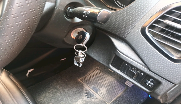 2021 Maruti Vitara Brezza LXI, Petrol, Manual, 34,789 km, interior