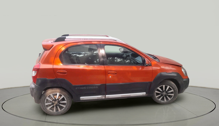 2014 Toyota Etios CROSS 1.2 G, Petrol, Manual, 44,519 km, exterior