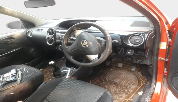 2014 Toyota Etios CROSS 1.2 G, Petrol, Manual, 44,519 km, interior