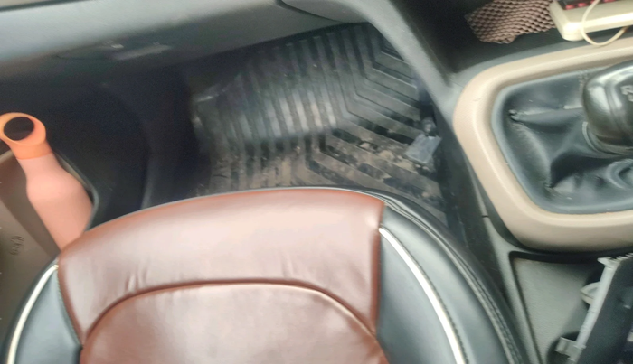 2017 Hyundai Xcent E+ 1.2 CRDI, Diesel, Manual, 1,36,611 km, interior