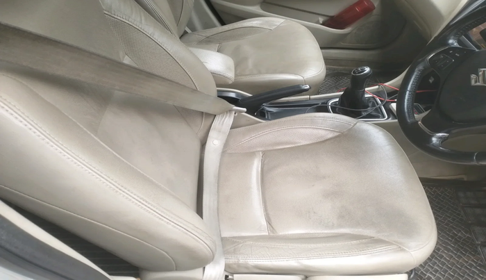 2017 Maruti Ciaz ALPHA DIESEL 1.3, Diesel, Manual, 1,41,109 km, interior