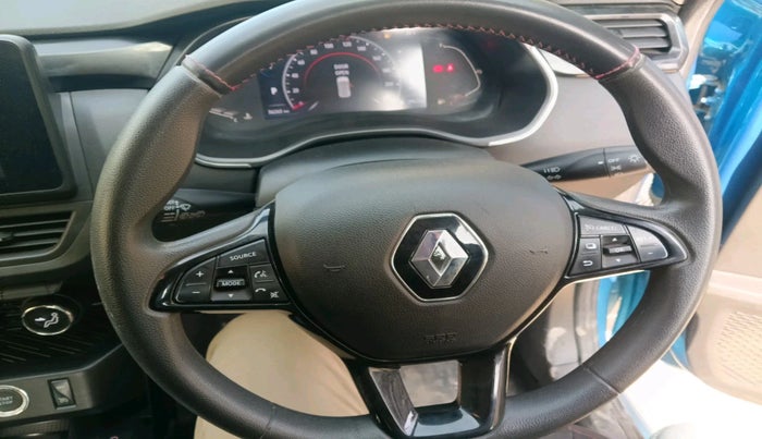 2022 Renault Kiger RXZ AMT DUAL TONE, Petrol, Automatic, 36,263 km, interior