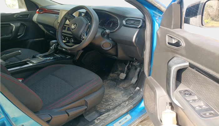 2022 Renault Kiger RXZ AMT DUAL TONE, Petrol, Automatic, 36,263 km, interior