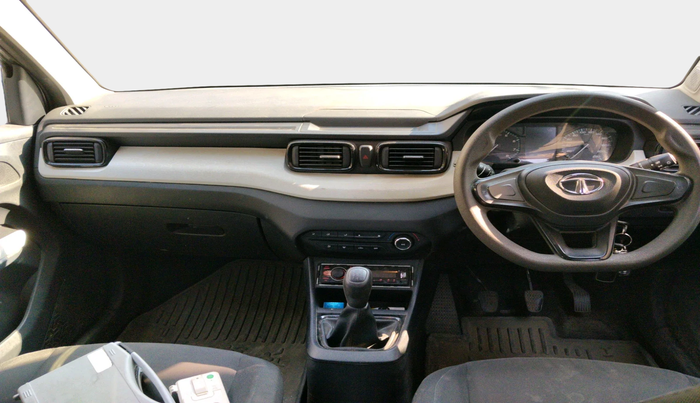 2022 Tata PUNCH PURE MT, Petrol, Manual, 20,125 km, interior
