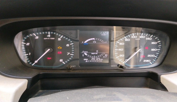 2022 Tata PUNCH PURE MT, Petrol, Manual, 20,125 km, interior