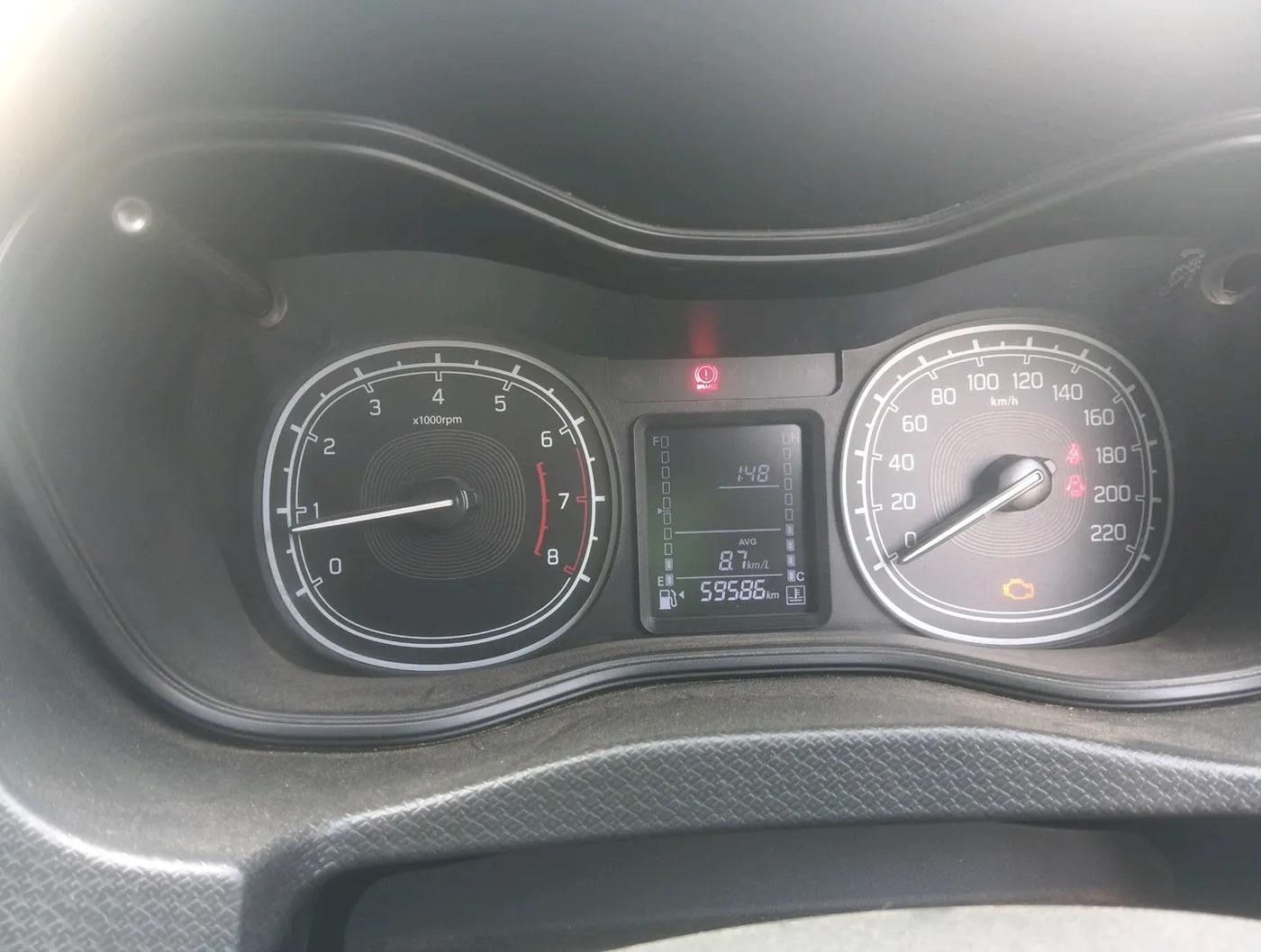 2020 Maruti Vitara Brezza LXI, Petrol, Manual, 59,586 km, interior