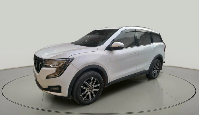 2022 Mahindra XUV700 AX 7 D AT 7 STR, Diesel, Automatic, 78,005 km, exterior