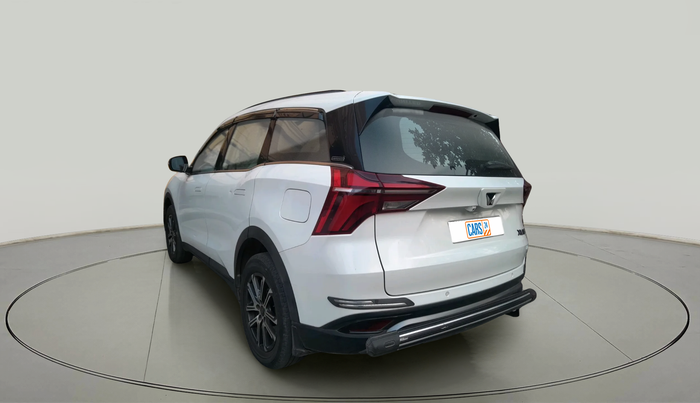 2022 Mahindra XUV700 AX 7 D AT 7 STR, Diesel, Automatic, 78,005 km, exterior