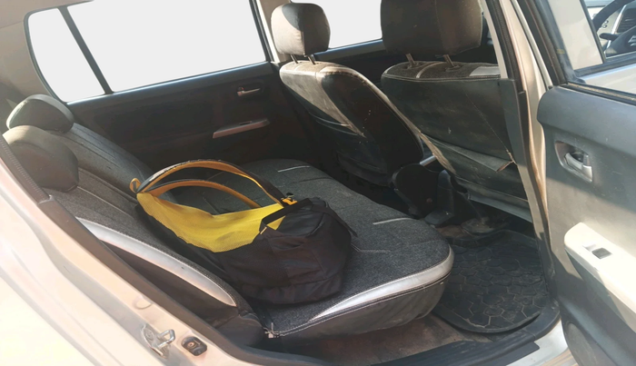 2011 Maruti Wagon R 1.0 VXI, Petrol, Manual, 58,170 km, interior