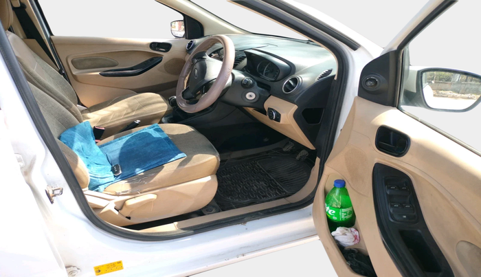 2016 Ford Figo Aspire TITANIUM1.5 DIESEL, Diesel, Manual, 1,91,610 km, interior