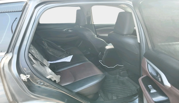 2023 Maruti Grand Vitara ALPHA SMART HYBRID, Petrol, Manual, 74,602 km, interior