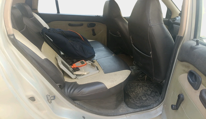 2012 Hyundai Santro Xing GLS, Petrol, Manual, 1,22,317 km, interior