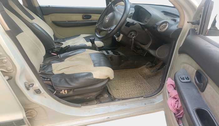 2012 Hyundai Santro Xing GLS, Petrol, Manual, 1,22,317 km, interior