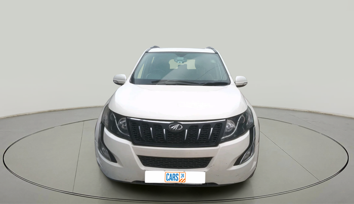 2016 Mahindra XUV500 W10 AT, Diesel, Automatic, 76,528 km, exterior