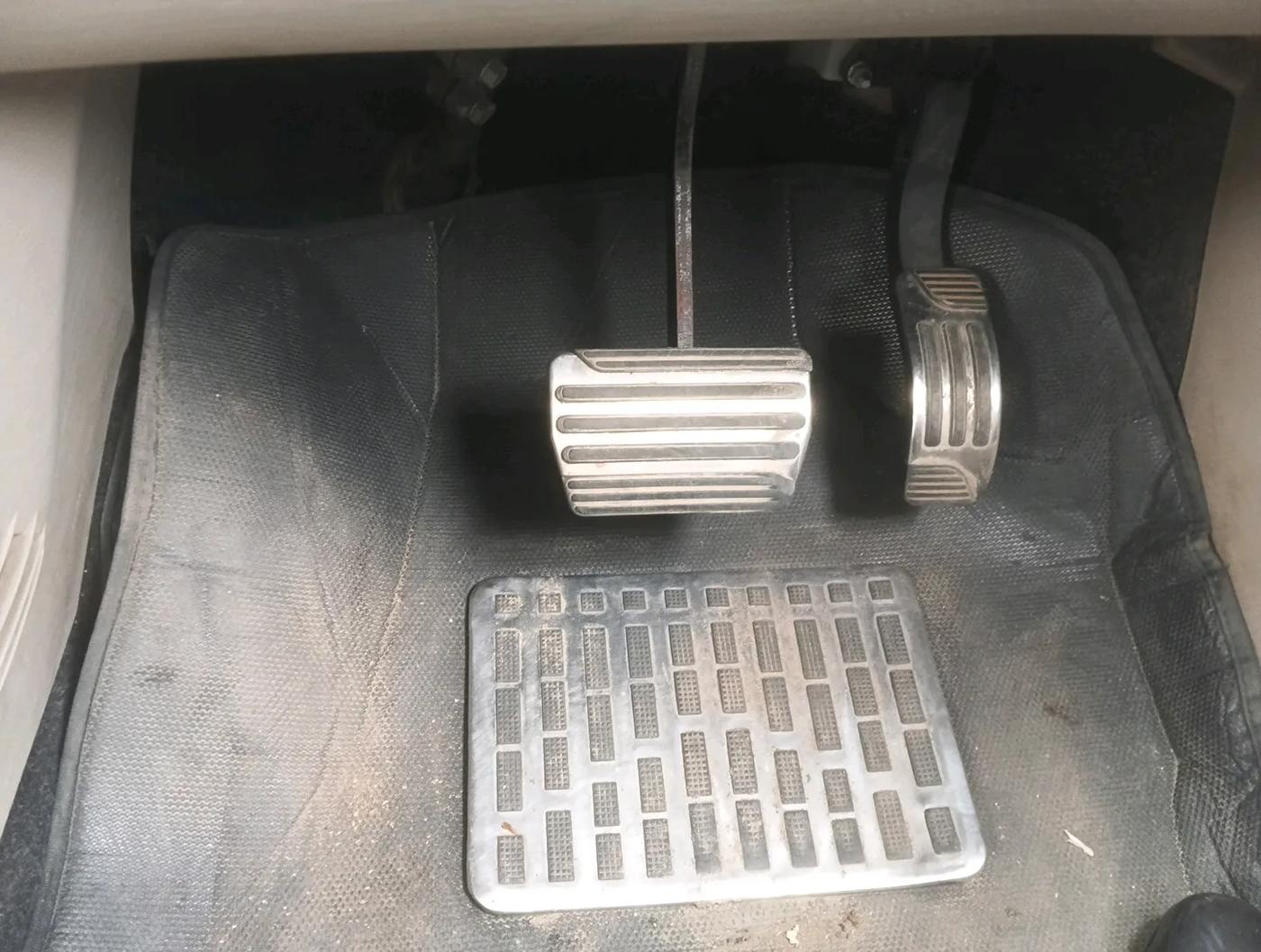 2016 Mahindra XUV500 W10 AT, Diesel, Automatic, 76,528 km, interior