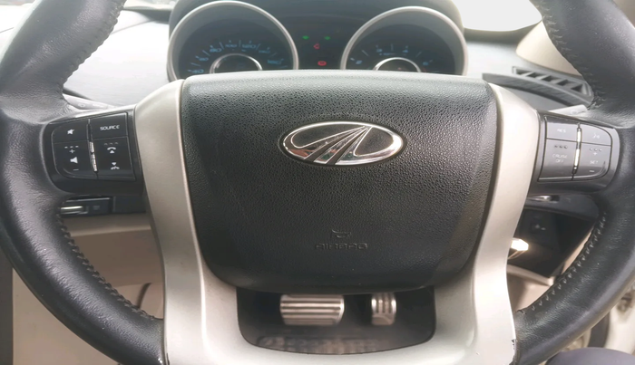 2016 Mahindra XUV500 W10 AT, Diesel, Automatic, 76,528 km, interior