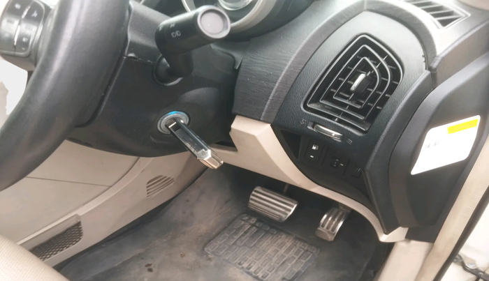 2016 Mahindra XUV500 W10 AT, Diesel, Automatic, 76,528 km, interior
