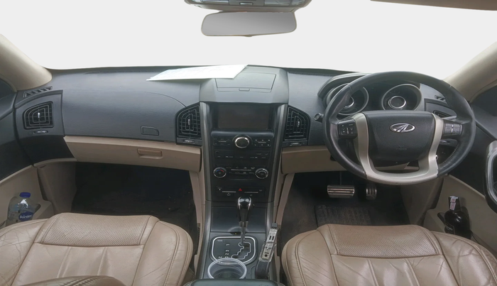 2016 Mahindra XUV500 W10 AT, Diesel, Automatic, 76,528 km, interior
