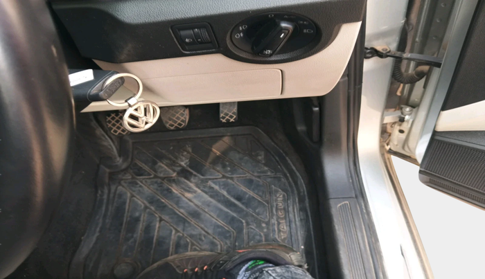 2024 Volkswagen TAIGUN HIGHLINE 1.0 TSI MT, Petrol, Manual, 21,403 km, interior