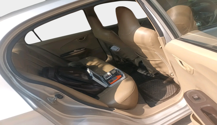 2013 Honda Amaze 1.2L I-VTEC S, Petrol, Manual, 71,714 km, interior