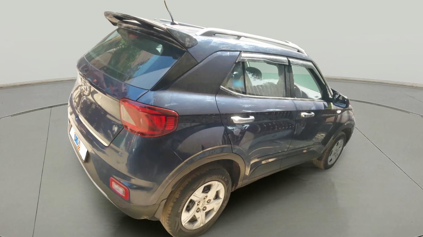 2022 Hyundai VENUE S 1.2, Petrol, Manual, 51,619 km, exterior