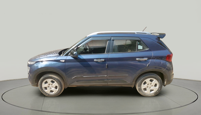 2022 Hyundai VENUE S 1.2, Petrol, Manual, 51,619 km, exterior