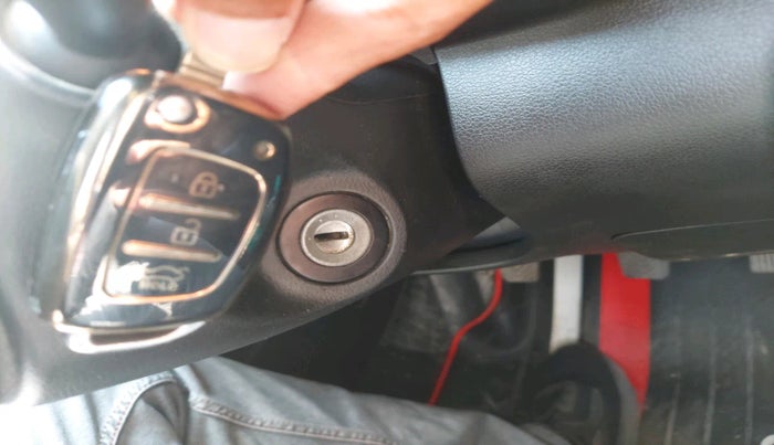 2022 Hyundai VENUE S 1.2, Petrol, Manual, 51,619 km, interior