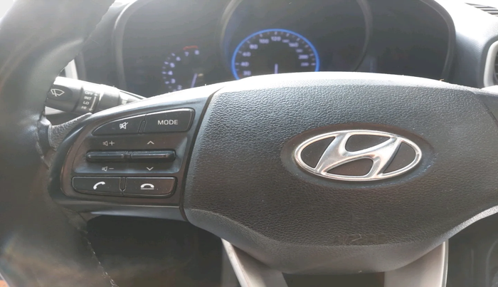 2022 Hyundai VENUE S 1.2, Petrol, Manual, 51,619 km, interior