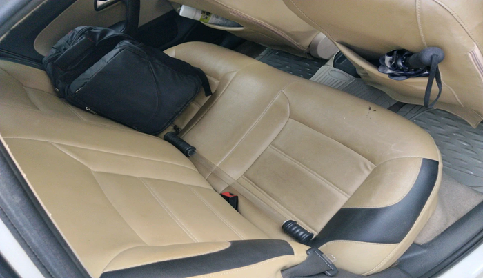 2012 Volkswagen Polo TRENDLINE 1.2L PETROL, Petrol, Manual, 2,33,559 km, interior