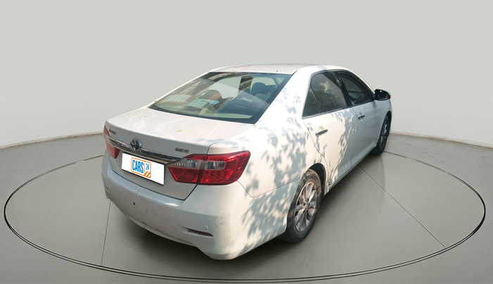 2014 Toyota Camry 2.5L AT, Petrol, Automatic, 1,20,888 km, exterior