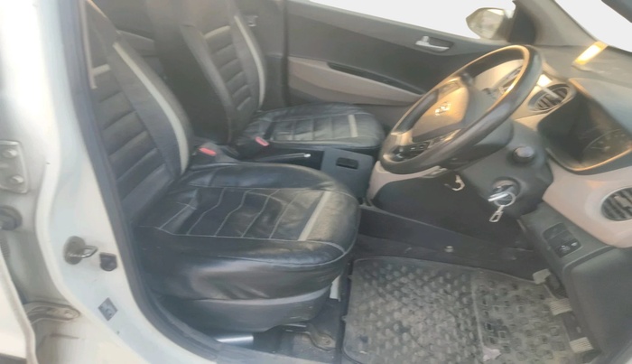 2018 Hyundai Grand i10 SPORTZ 1.2 KAPPA VTVT, Petrol, Manual, 61,273 km, interior