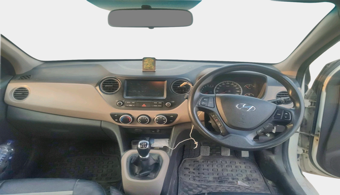 2018 Hyundai Grand i10 SPORTZ 1.2 KAPPA VTVT, Petrol, Manual, 61,273 km, interior