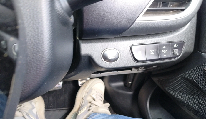 2022 KIA SELTOS GTX PLUS AT 1.5 DIESEL, Diesel, Automatic, 62,189 km, interior