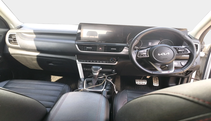 2022 KIA SELTOS GTX PLUS AT 1.5 DIESEL, Diesel, Automatic, 62,189 km, interior