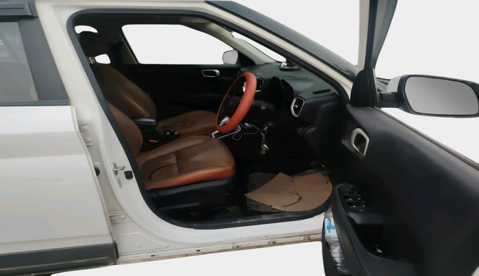 2019 Hyundai VENUE S 1.4 CRDI, Diesel, Manual, 95,373 km, interior