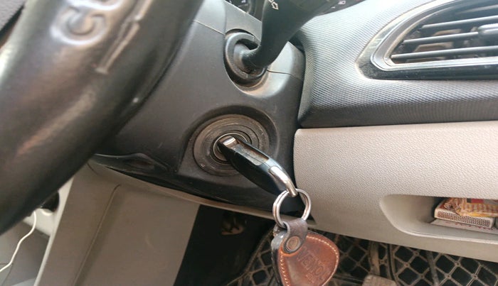 2019 Tata Tiago XT PETROL, Petrol, Manual, 30,981 km, interior