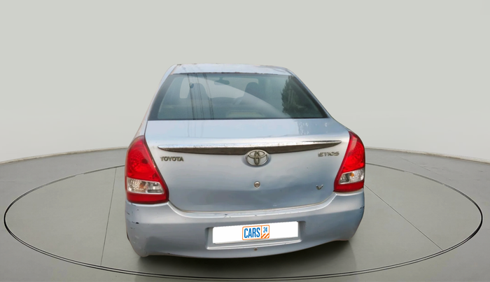 2011 Toyota Etios V, Petrol, Manual, 1,25,558 km, exterior