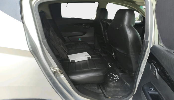 2017 Mahindra Kuv100 K8 D 6 STR DUAL TONE, Diesel, Manual, 1,92,201 km, interior