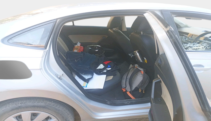 2022 Skoda SLAVIA ACTIVE 1.0L TSI MT, Petrol, Manual, 37,331 km, interior