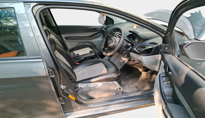 2022 Tata Tiago XT CNG, Petrol, Manual, 66,450 km, interior