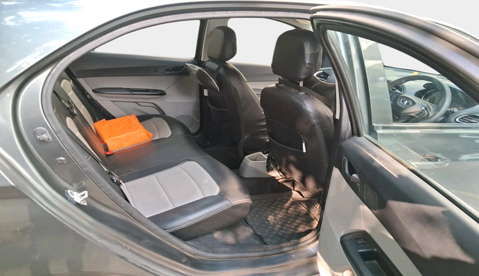 2022 Tata Tiago XT CNG, Petrol, Manual, 66,450 km, interior