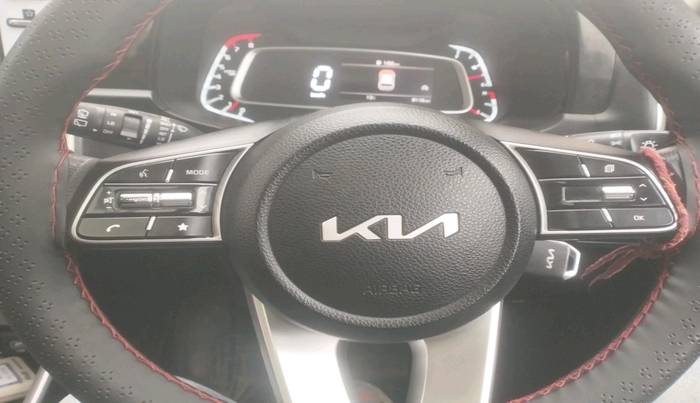 2025 KIA SONET HTK (O) 1.2 Petrol MT, Petrol, Manual, 8,116 km, interior