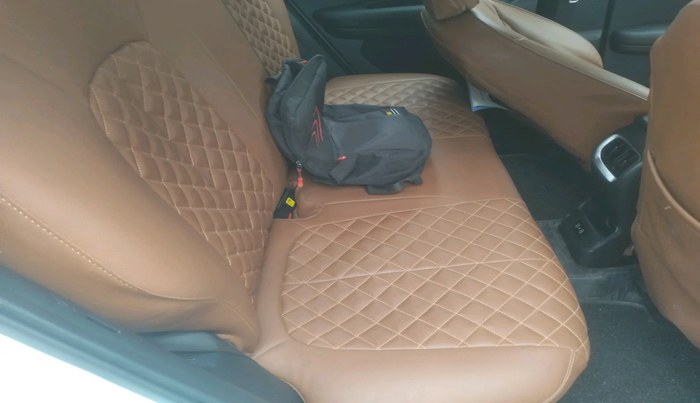 2025 KIA SONET HTK (O) 1.2 Petrol MT, Petrol, Manual, 8,116 km, interior