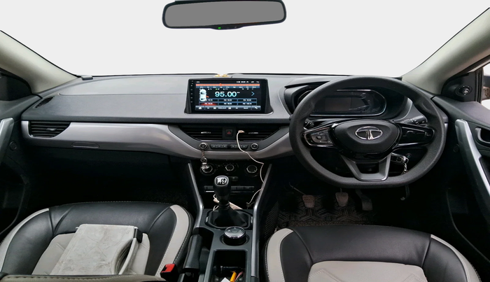 2022 Tata NEXON XM SUNROOF PETROL, Petrol, Manual, 27,476 km, interior
