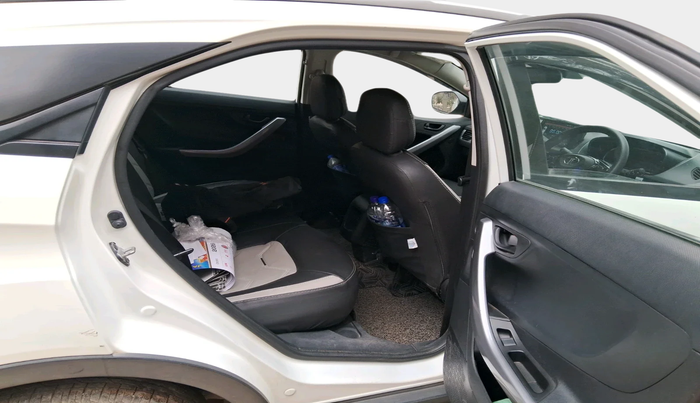 2022 Tata NEXON XM SUNROOF PETROL, Petrol, Manual, 27,476 km, interior